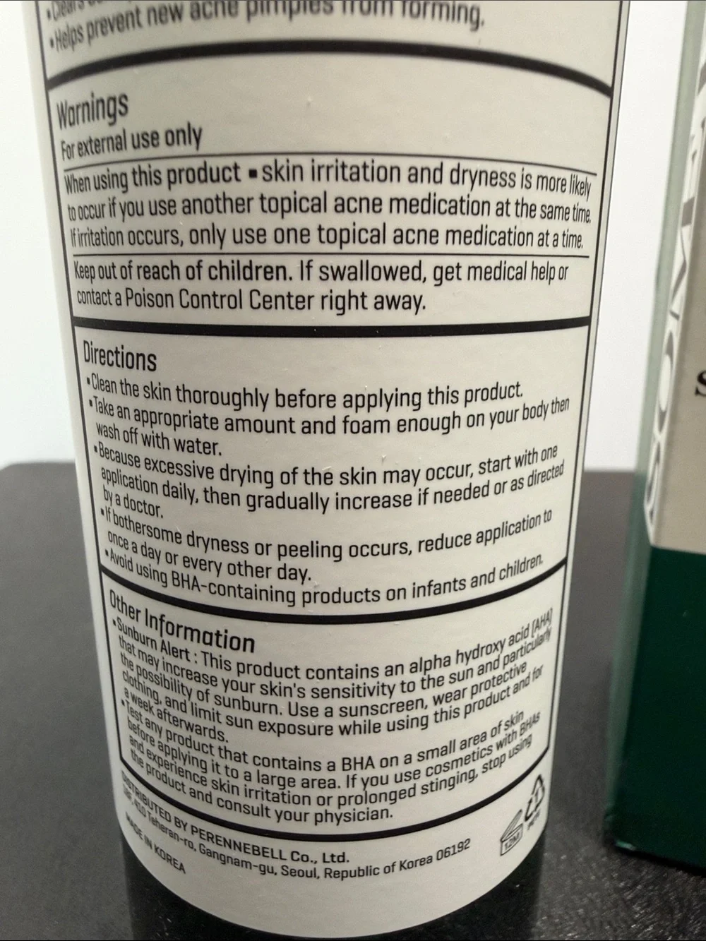 AHA.BHA.PHA 30 Days Miracle Acne Clear Body Cleanser -